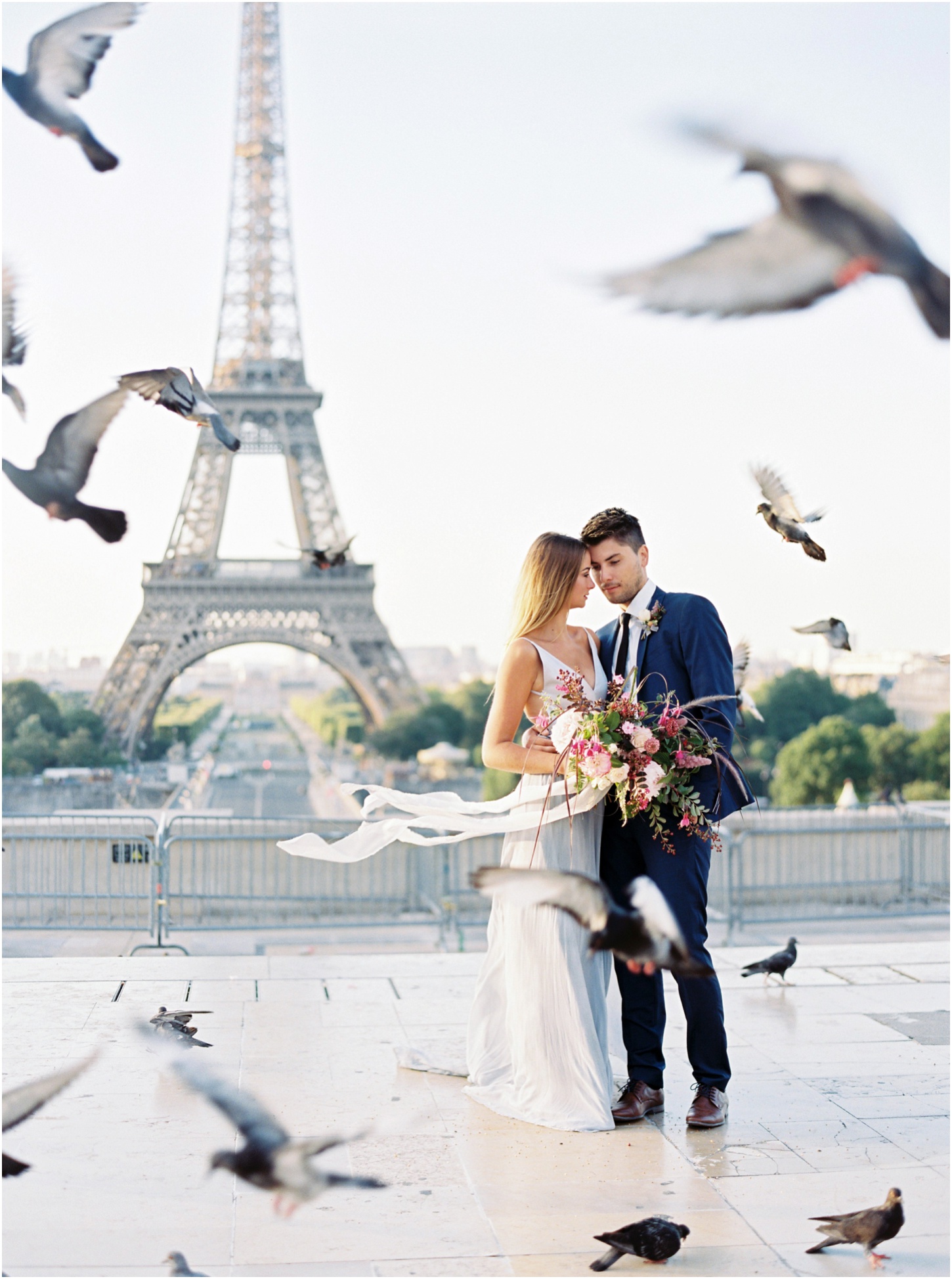 We woke up at dawn for a sunrise wedding editorial shoot at the Eiffel Tower! It was a beautiful collaboration between Leanne Marshall, Holly Carlisle, Olive Juice Press, Alice and Mae Bridal.
